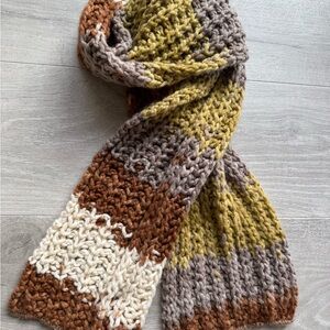 Lamb wool scarf /made in Italy/ perfect Christmas gift
$25 each or $40 for both